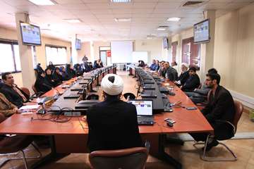 نشست تقابل اسلام و استکبار